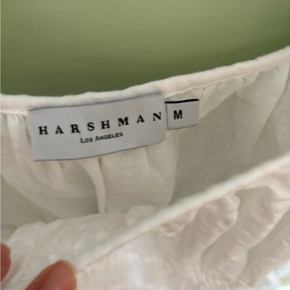 Chic White Ruffled Blouse - Picture 3 of 3